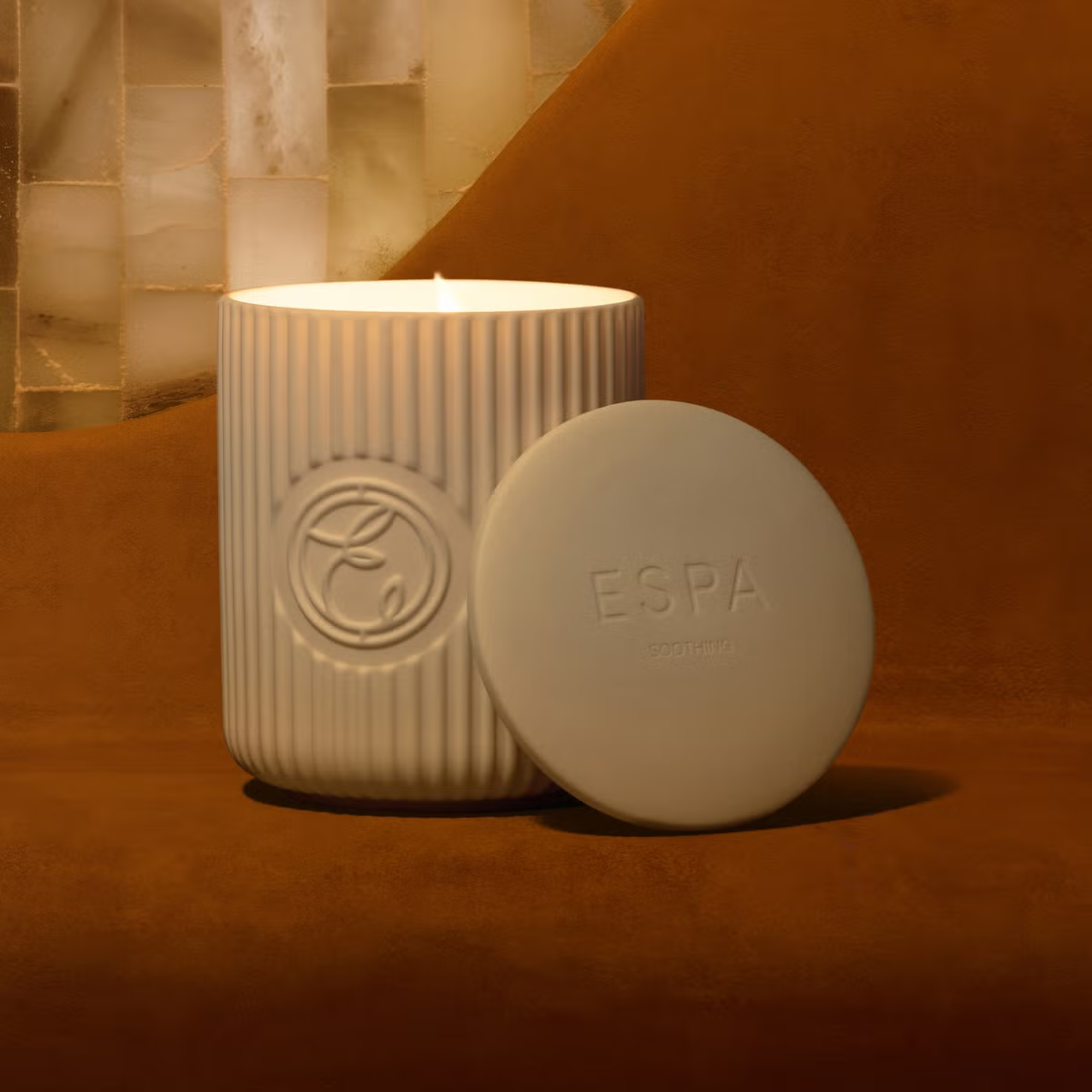 ESPA Soothing aromaterapinė žvakė, 240 g