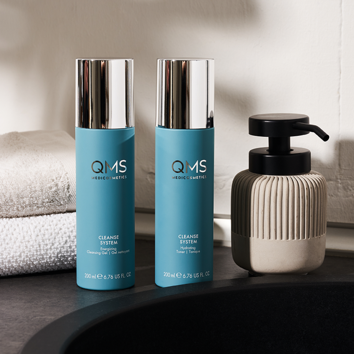 QMS Energizing Cleansing valomasis veido gelis, 200 ml