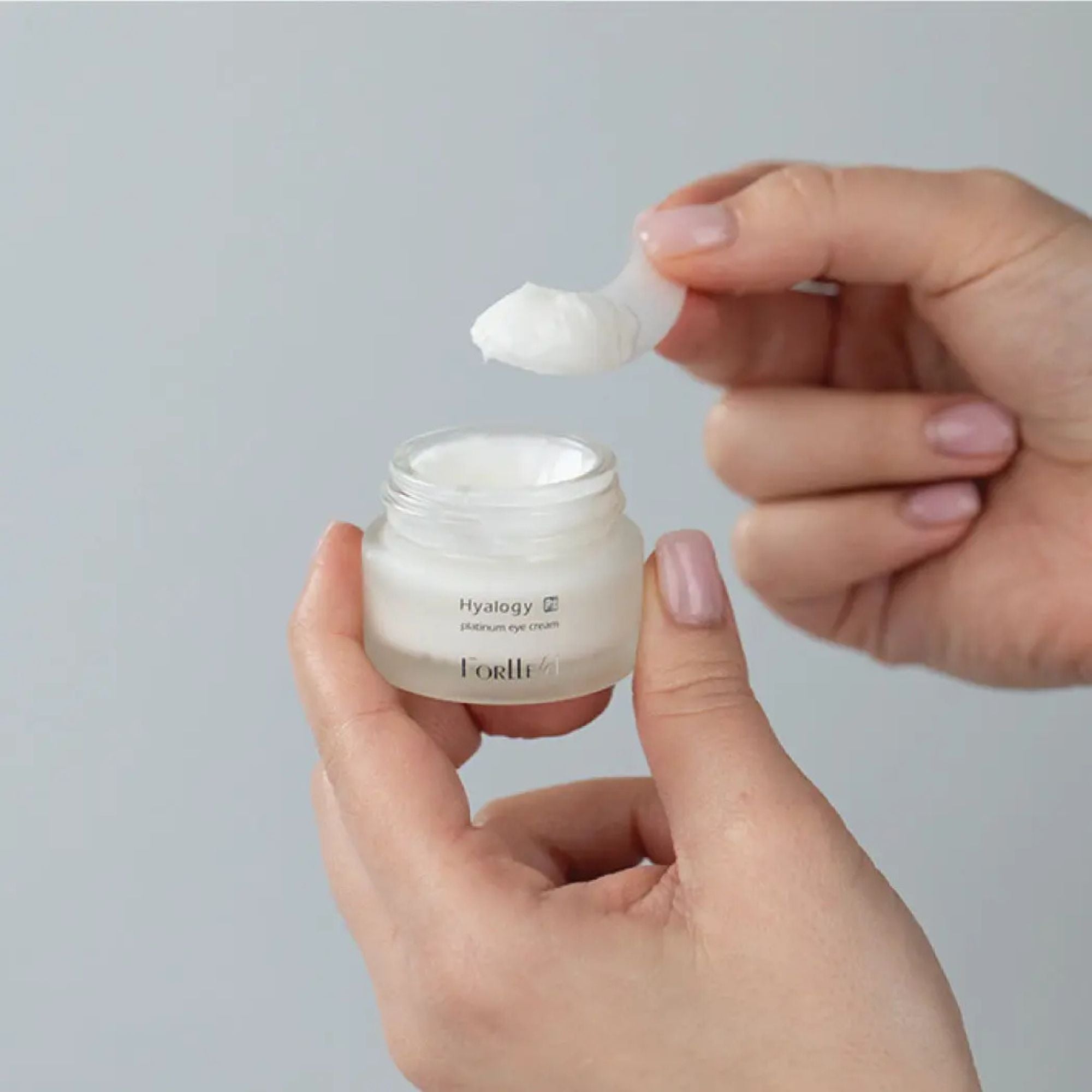 Forlle'd Hyalogy Platinum Eye Cream paakių kremas, 20 ml